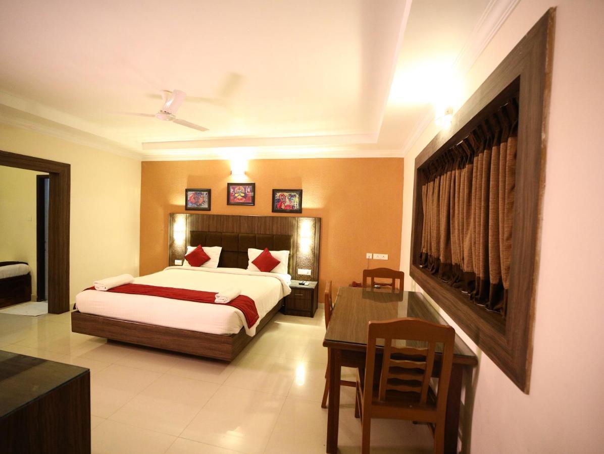 Celebrity Resort - Near Isha Yoga Alāndurai Exteriér fotografie